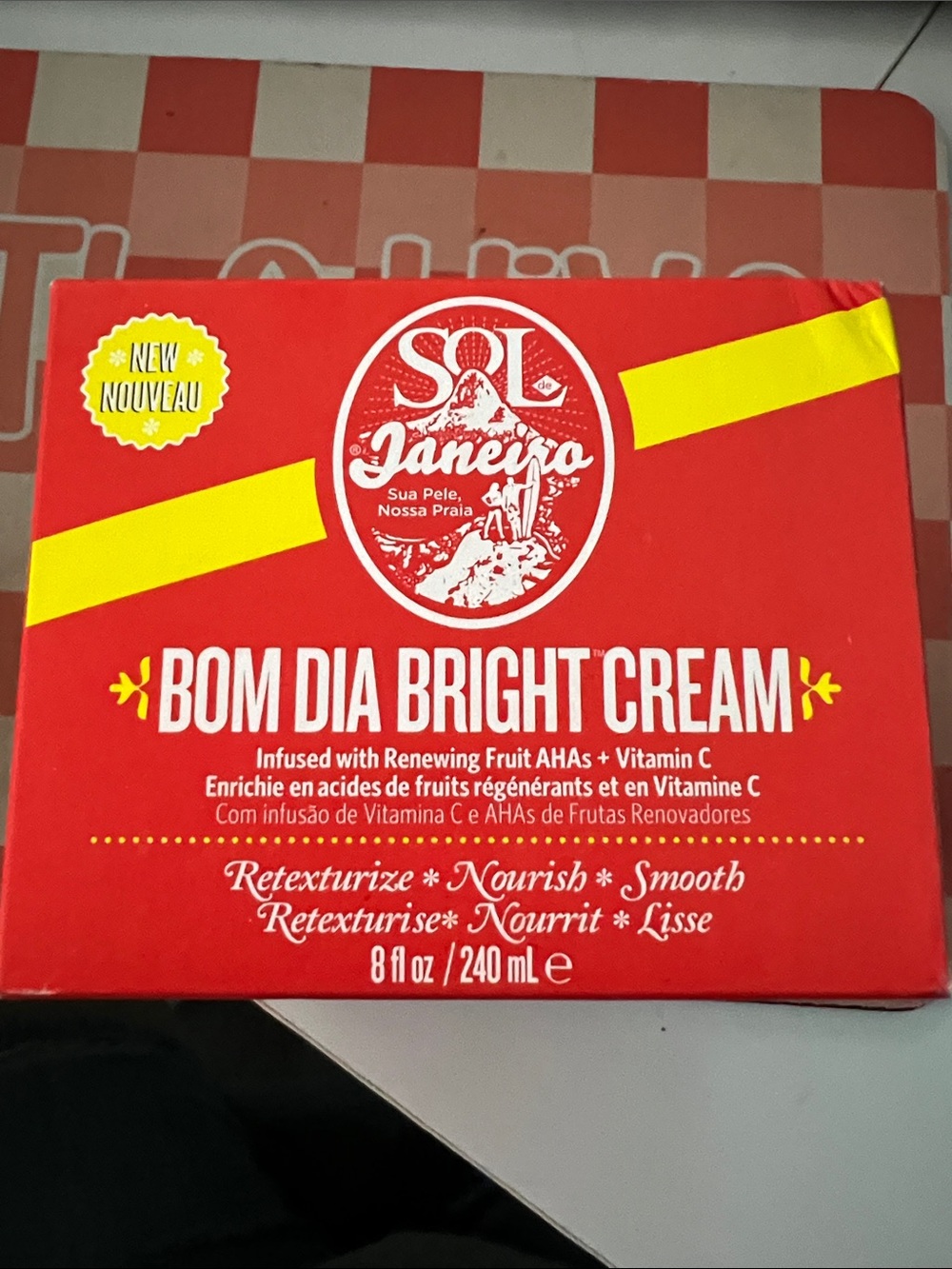 Sol de Janeiro Bom Dia Bright Cream - Red with Yellow Accents
